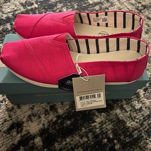 Toms shoes for women